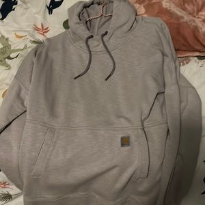 I’m selling a relaxed fit carhartt hoodie. It’s very lightweight but warm.